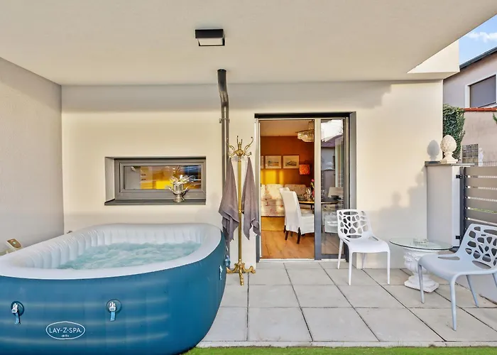 شقة Yellow - Whirlpool Garden - Free Parking - Wifi
