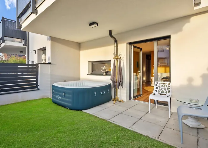شقة Yellow - Whirlpool Garden - Free Parking - Wifi